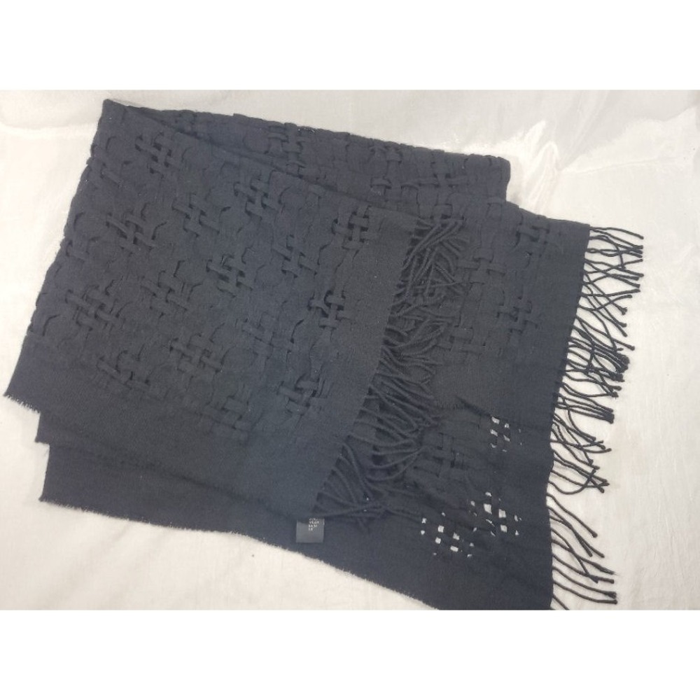 Made in Italy 100% Wool Reticulated Fringed Scarf - Black - 25" x 66"